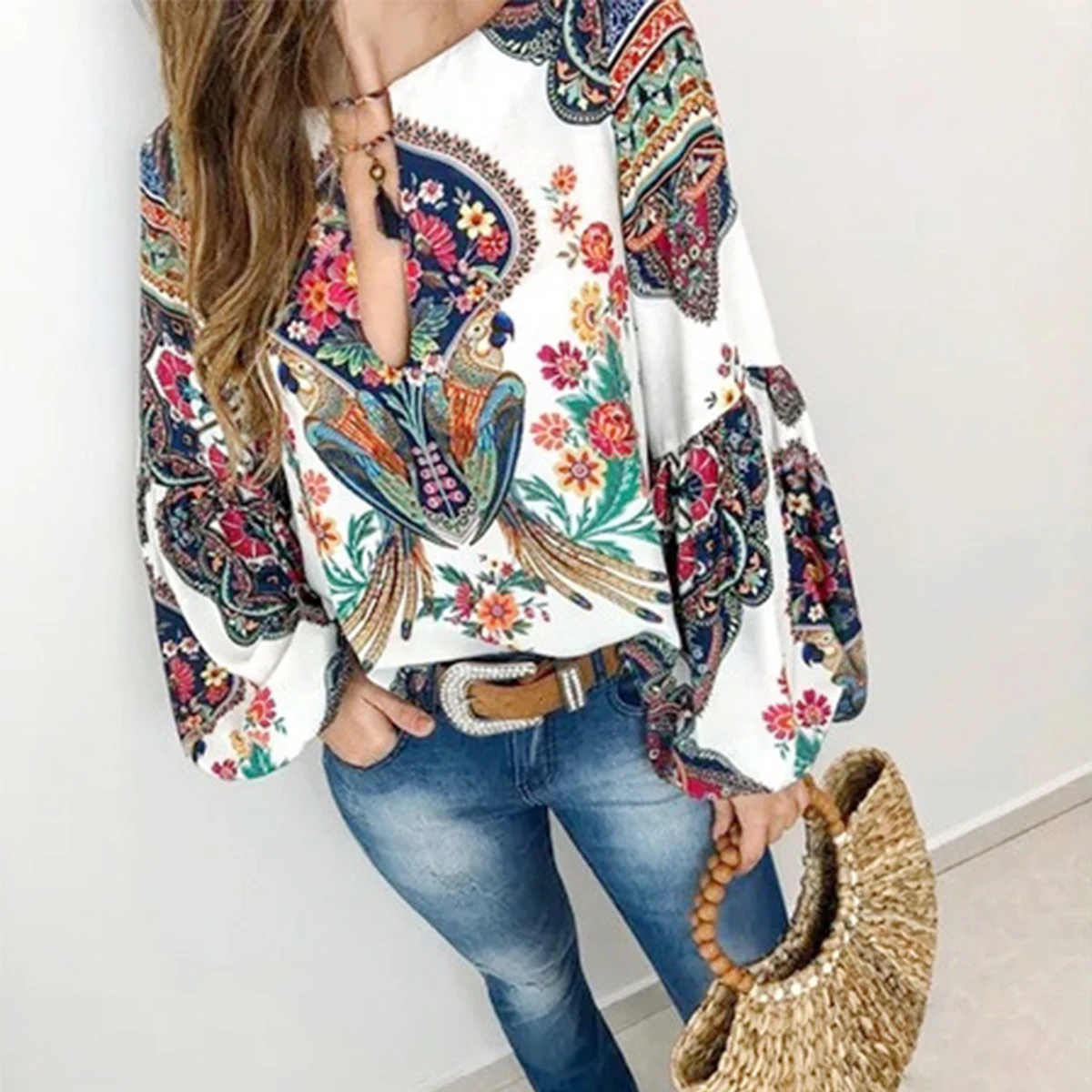 

2019 New Hot Autumn Summer Women Boho Floral Casual Long Sleeve Tassel Lantern Sleeve T-shirt Tops Plus Size L-3XL Ladies Shirts