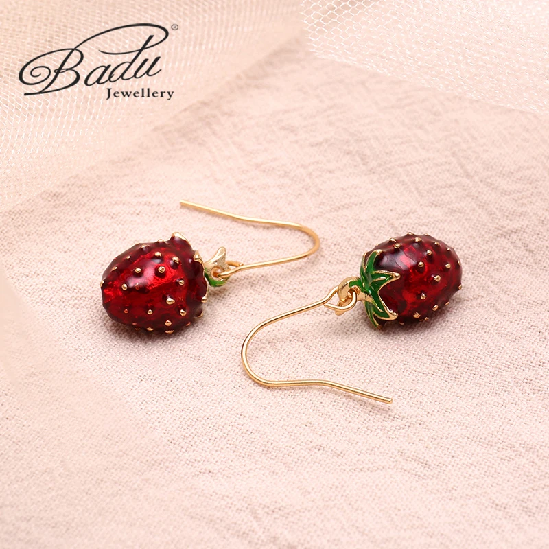 Badu Strawberry Earrings Fruit Pendant 