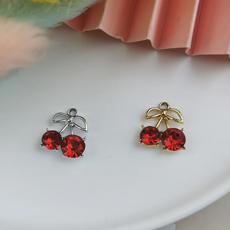 

ApeUr 10pcs/pack Red Glass Cherry Charms White K / Golden Color Metal Floating Pendants Fashion Jewelry Accessories 14*17mm
