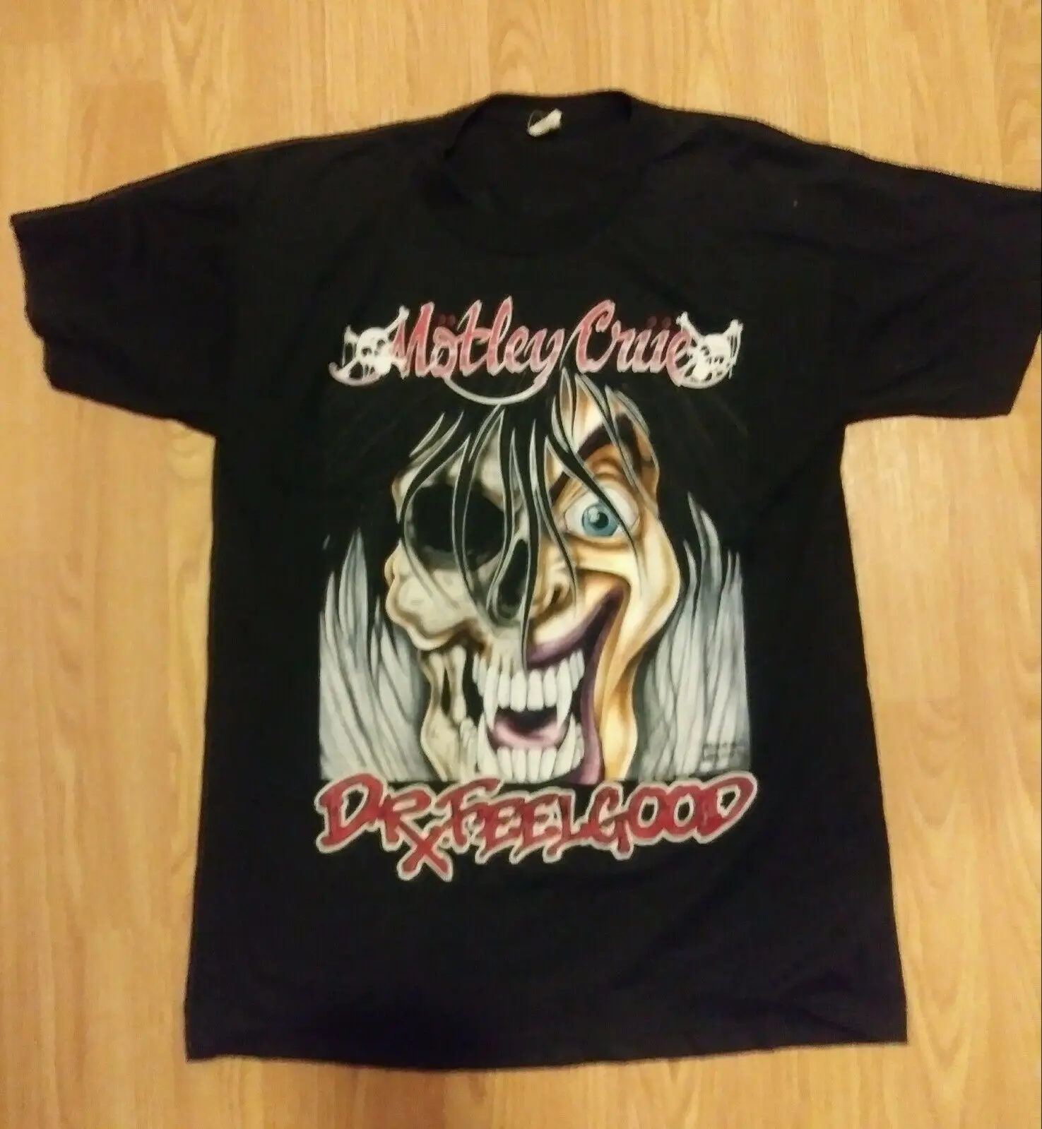 

Vintage Motley Crue T Shirt Dr Feelgood 1990 90s Brockum Barely Used The Dirt Text