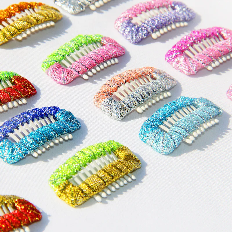 

Милые Красочные заколки для домашних животных, двухцветные аксессуары для шерсти домашних животных, геометрические заколки для шерсти из у...