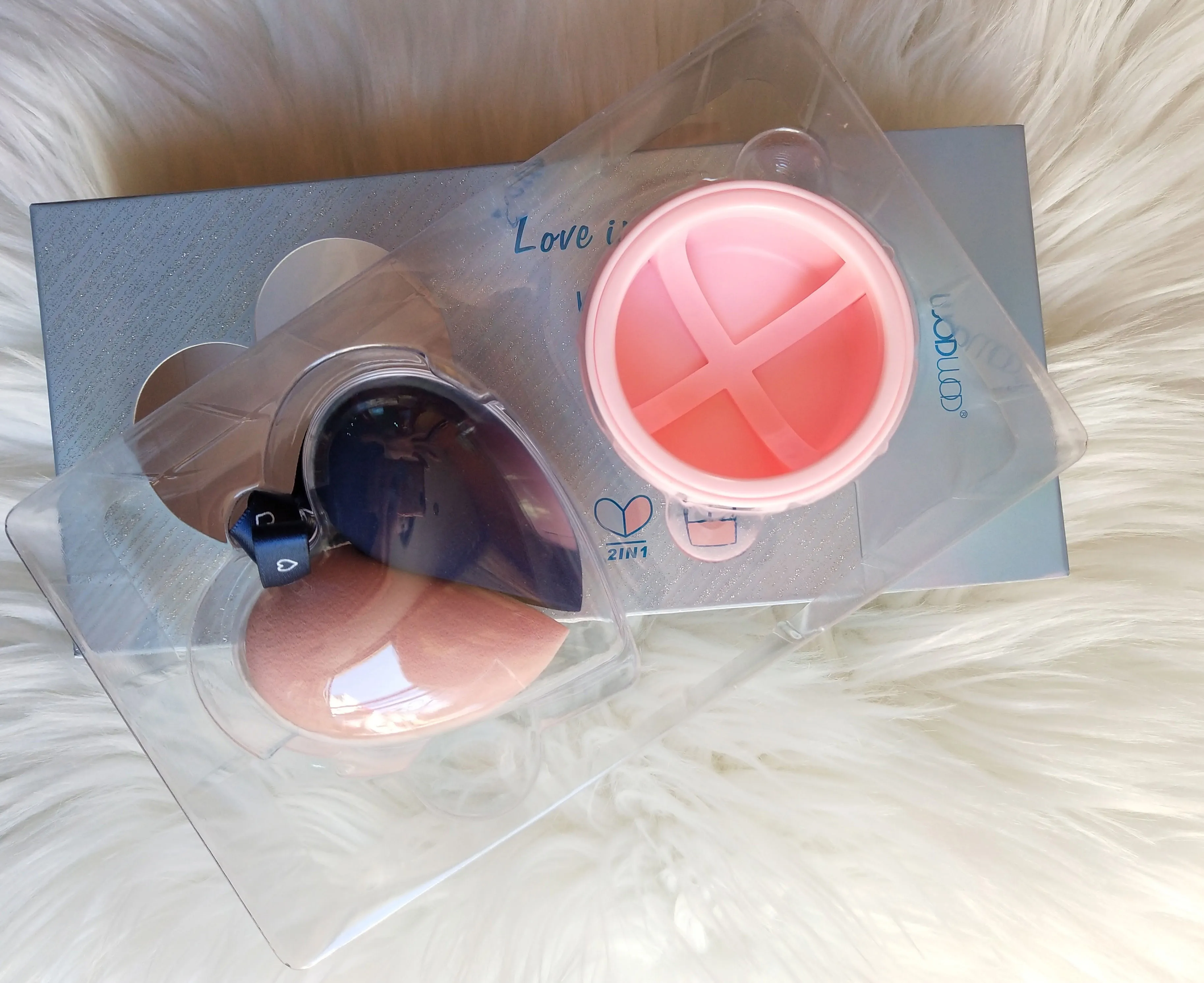 Сухое и влажное двойное использование спонж для макияжа Мини-спонж для смузи с ящиком для хранения косметическое яйцо становится больше с водой - Цвет: E4401-1