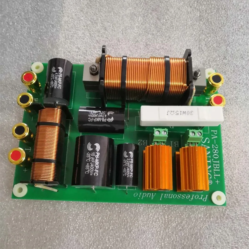 Автомобильный сабвуфер sony 10. Саб пионер 1200 ватт. 2500 гц. Автомобильный сабвуфер dls m112. Автомобильный сабвуфер kicx gt300ba.