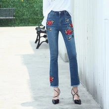 Горячая Распродажа розовая Цветочная вышивка джинсы женские Джинсовая ткань расклешенные брюки винтажные джинсы с высокой талией женские повседневные Стрейчевые узкие джинсы Femme