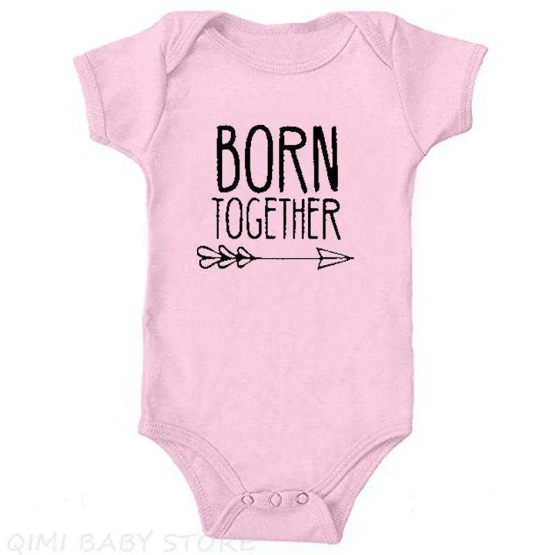Born Together-Pink Костюм для близнецов, лучший друг, рожденные вместе, друзья, навсегда, милый комбинезон для близнецов, хлопковый костюм для новорожденных, подарок для близнецов, одежда - Цвет: Born Together-Pink
