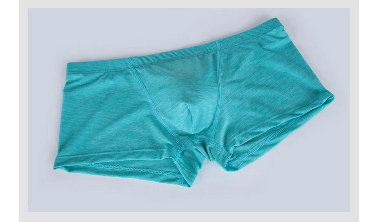 3405130211_692561676