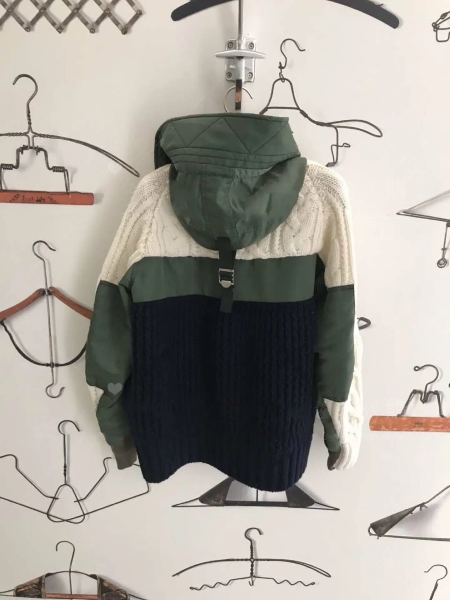 Женский свитер, осенний и зимний свободный короткий вязаный свитер с Вышивкой Контрастного Цвета, пальто