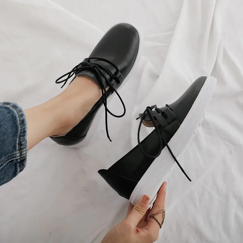 

Spring Autumn 2019 Fashion New Casual Cross Tied Design Platform Flats Shoes Women Loafers Slip on Ladies Flats Shoes