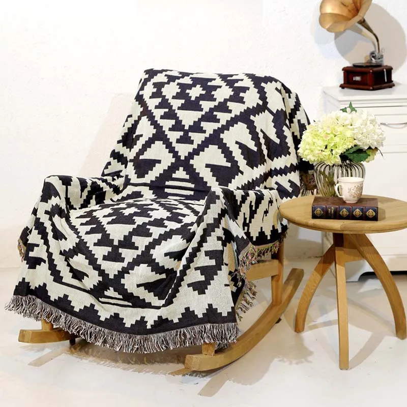 Nordic Knitted Couch Armchair Tassels Blanket Pet Dog Sleeper Sofa Mattress Protector Plaid Coverlet