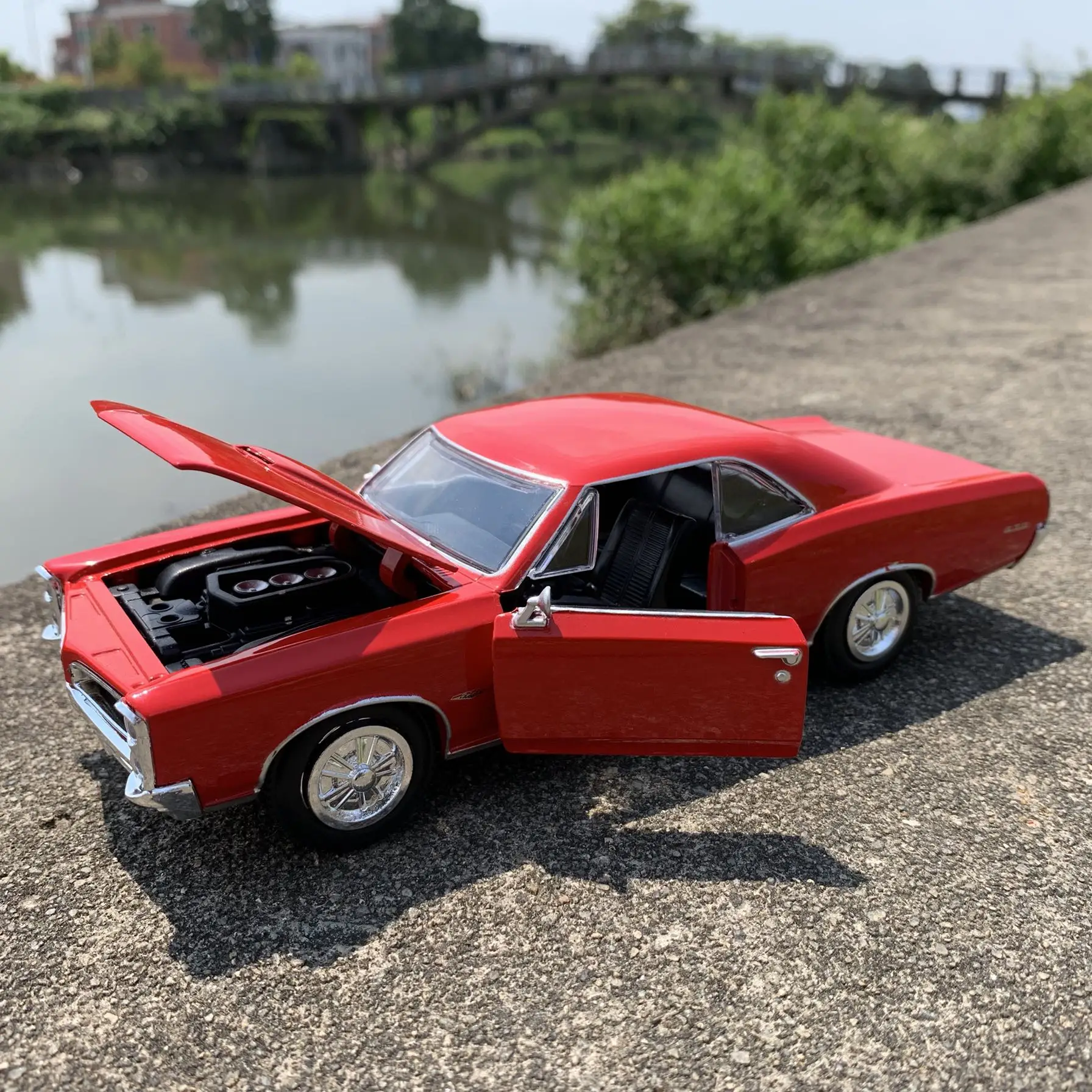 Cena 1 24 skala Classic USA pontiac gto 21cm długość odlewany metal model samochodu zabawka do kolekcji, prezent, dzieci, dekoracja