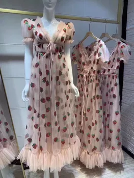 

Nigerian Sequins Lace Fabrics 2019 High Quality African Lace Fabric Wedding French Tulle Lace Material For Dress