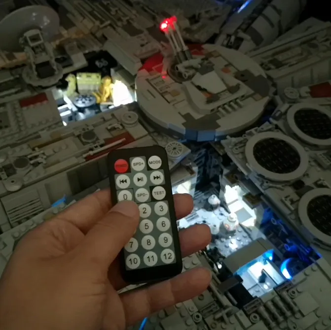 

RC system for 75192 Falcon Millennium