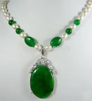

Charming women's jewelry Green jade & Pearl Necklace