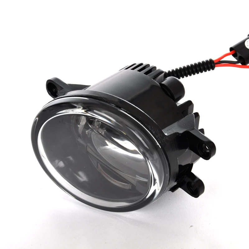 

New Style! LED Daytime Running Light For Noah/Voxy 70 2014-on DRL Fog lamp Auto parts for Fj cruiser 2015-2017