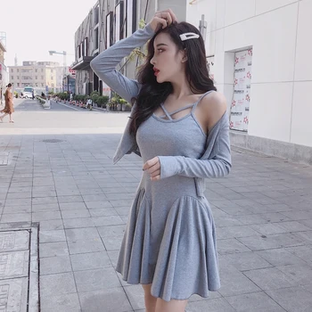 

Women Sexy Dress Sets Female Autumn 2PC Spaghetti Straps Pleated Mini Dress&Thin Cardigan Sweatshirt Suits Two Pieces Skirt Sets