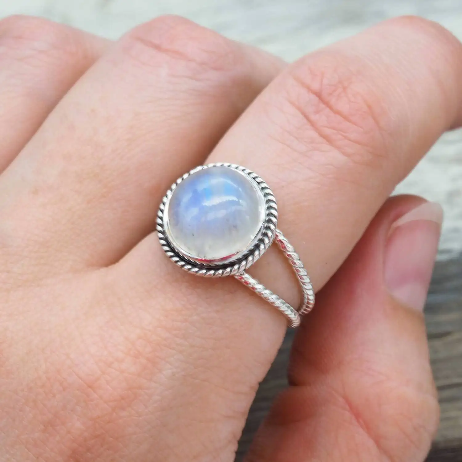 Double_Twist_Moonstone_Ring_Bo