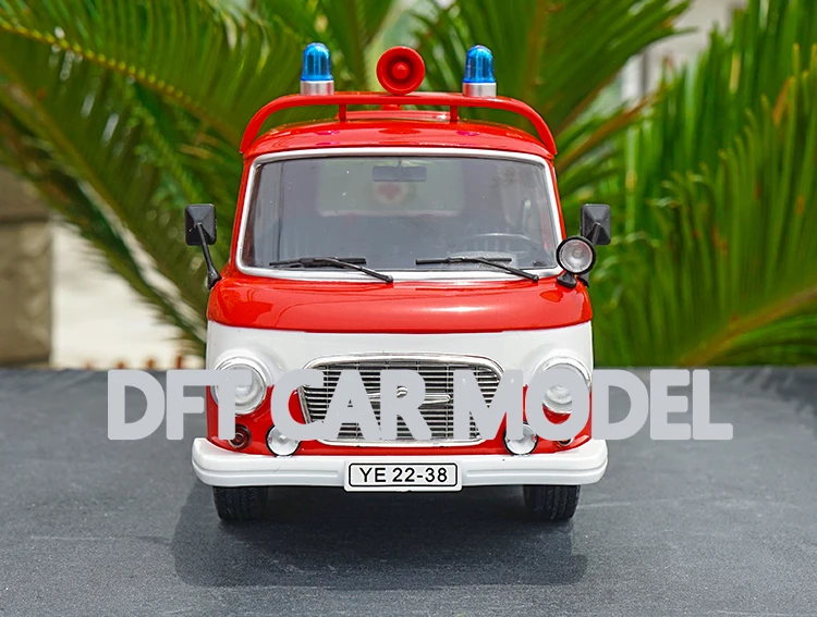 1:18 сплав игрушка B1000 транспортных средств модель детской игрушки авторизованный игрушки для детей - Цвет: 2