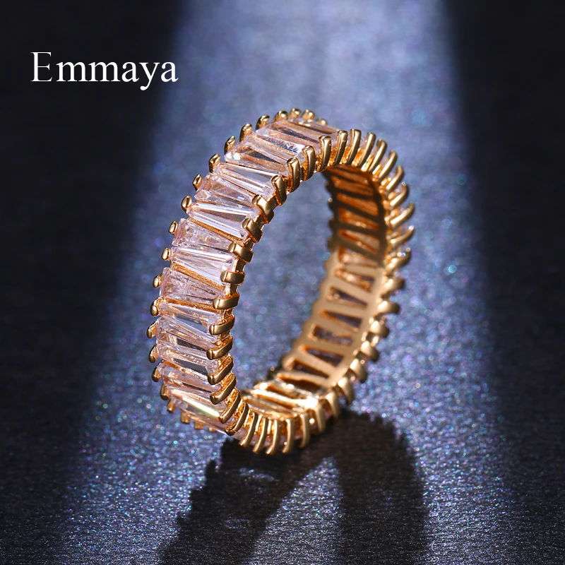 Женское кольцо с круглым кольцом Emmaya классическое золотистое прозрачным