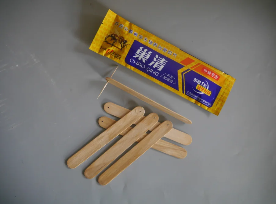 Beekeeping  beehive Wax Moth Biological Control ChaoQing With Wooden Strip Prevent Bitting safe for larvae bio-products