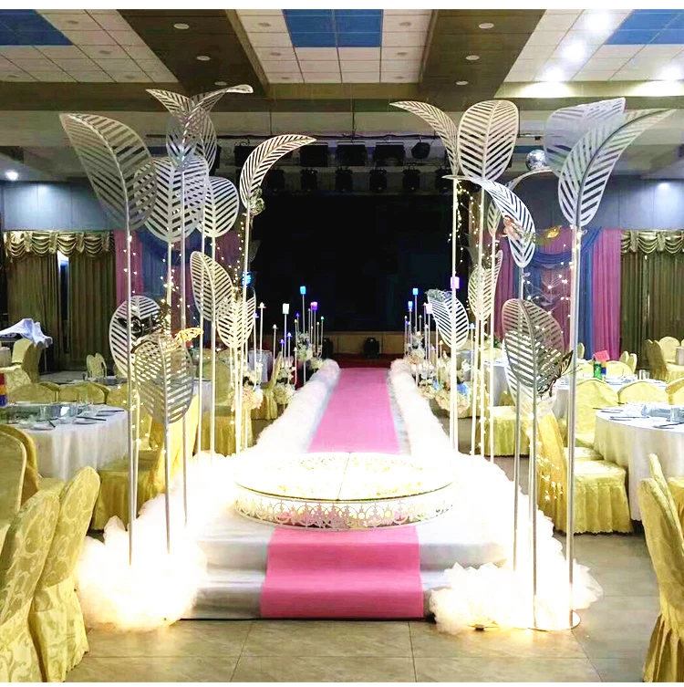 JAROWN New Wedding Props Iron Banana Tree Leaf Free Size Road Lead Wedding Stage Layout Background T Station Decoration  (11)