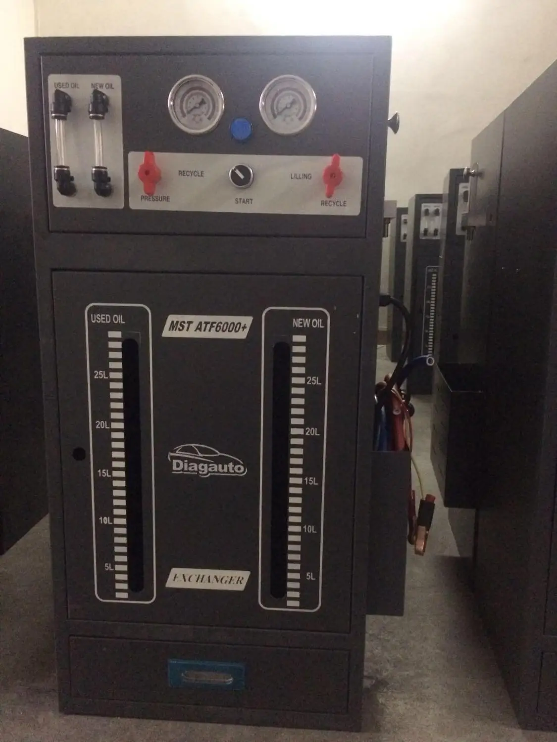 

ATF-6000 Auto Gearbox Oil Exchange Cleaning Machine