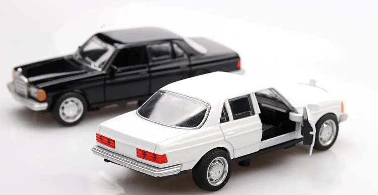 1/36 в коробке, имитационная модель автомобиля, игрушка Mercedes Benz E-class W123, классический автомобиль, ретро автомобили, оттягивающая модель Bugatti, 2 двери открываются