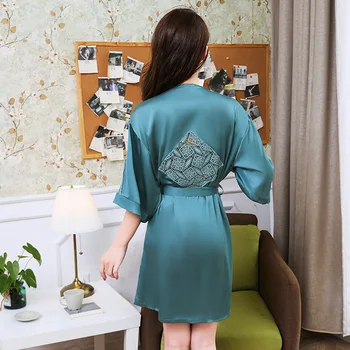 

2020 Women Silk Robe & Gown Sets Lace Sleep Lounge Pijama Long Sleeve Ladies Nightwear Lace Satin Bathrobe+Night Dress