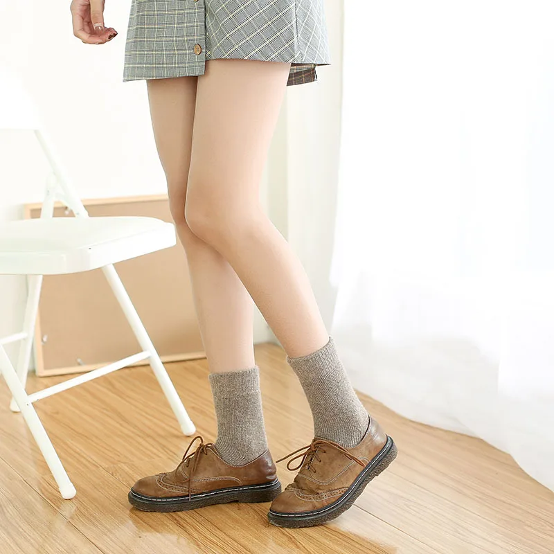 Women Winter Warm Solid Color Wool Super Thick High Quality Cashmere Snow Casual Socks 2 Pair Women Winter Warm Solid Color Wool Super Thick High Quality Cashmere Snow Casual Socks 2 Pair