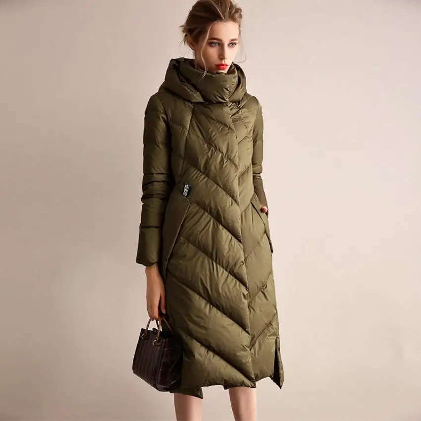 

Soft duck down coat Winter Luxurious warm 90% real duck down parkas female over the knee long hooded warm fluffy down coats F644