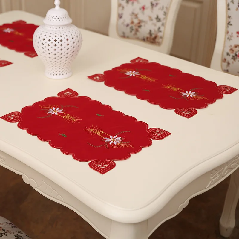 

New Year 2020 Embroidered Santa Jingle Bells Placemat Noel Table Mat Christmas Decorations for Home Table Natal Table Ornaments