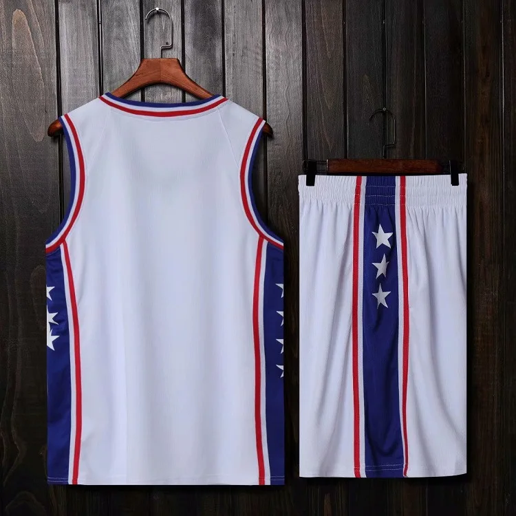 9363622960_1861772048