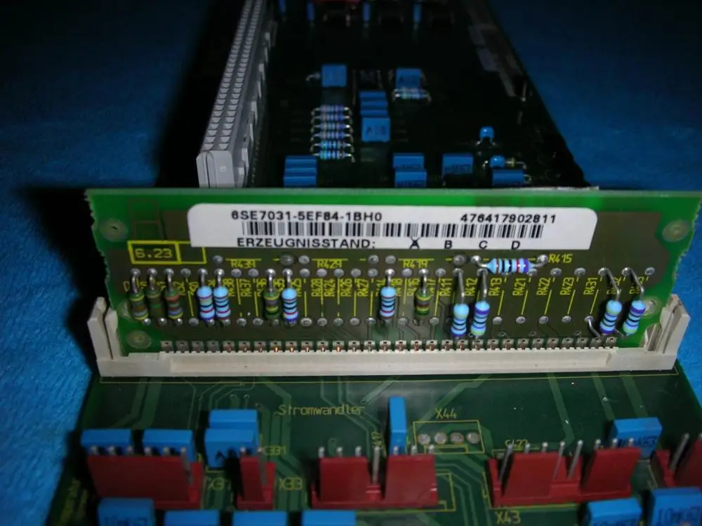 1 шт. б/у SIEMENS 6SE7031-2HF84-1BG0+ 6SE7031-5EF84-1BH0