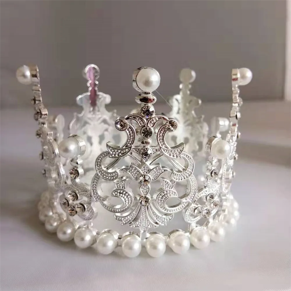 Didiseaon Corona Con Strass e Perle Argento Decorazione Per Torta Stile Vintage Cake Topper Per Feste Speciali Accessori Per Torta