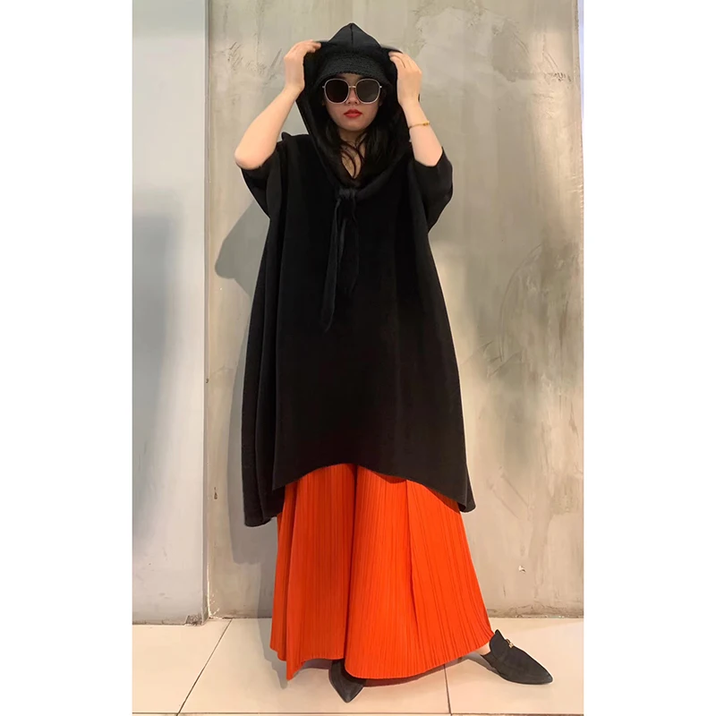 Черный Miyake плиссированная Ранняя весна Новинка Повседневная Свободная футболка дизайн чувство небольшой нерегулярный Топ женский средней длины - Цвет: Черный