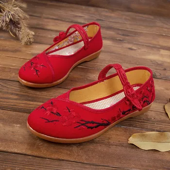 

Classic popular basic casual loafers women's lightweight soft comfortable breathable flower pattern flat shoes ladies W38-95