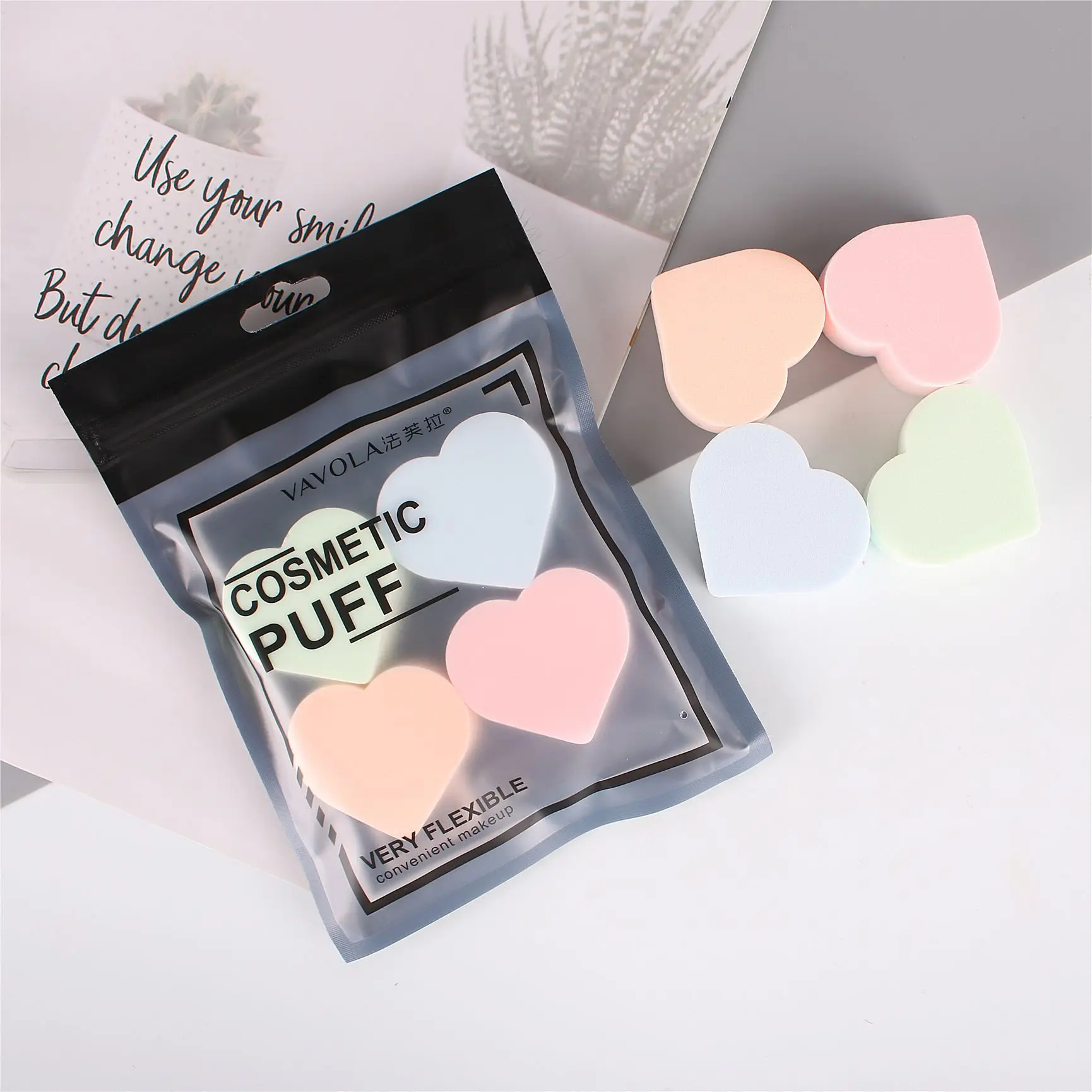 

Vafula Hyun Black Series Non-Latex Wet And Heart-Shaped Makeup Puff BB Cream Makeup Sponge 4 PCs