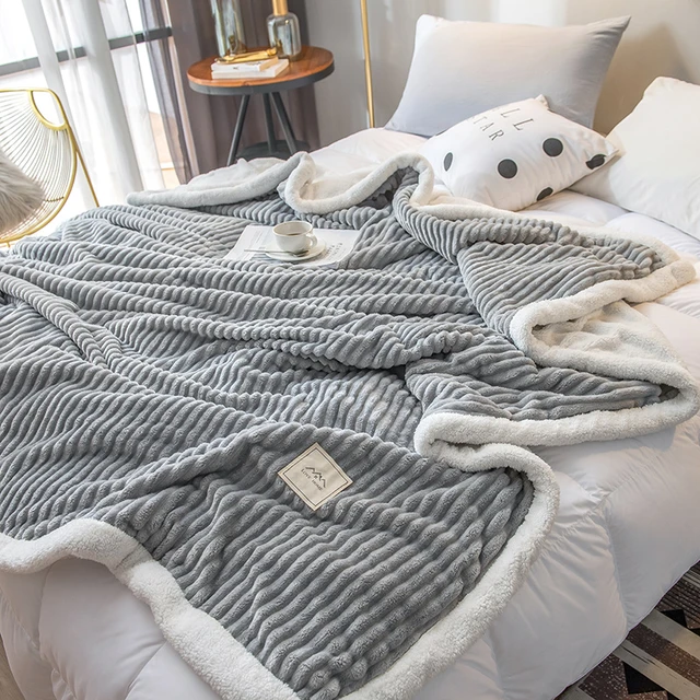 Double Blanket Quilt Thickened Winter Nap Blanket Coral Fleece