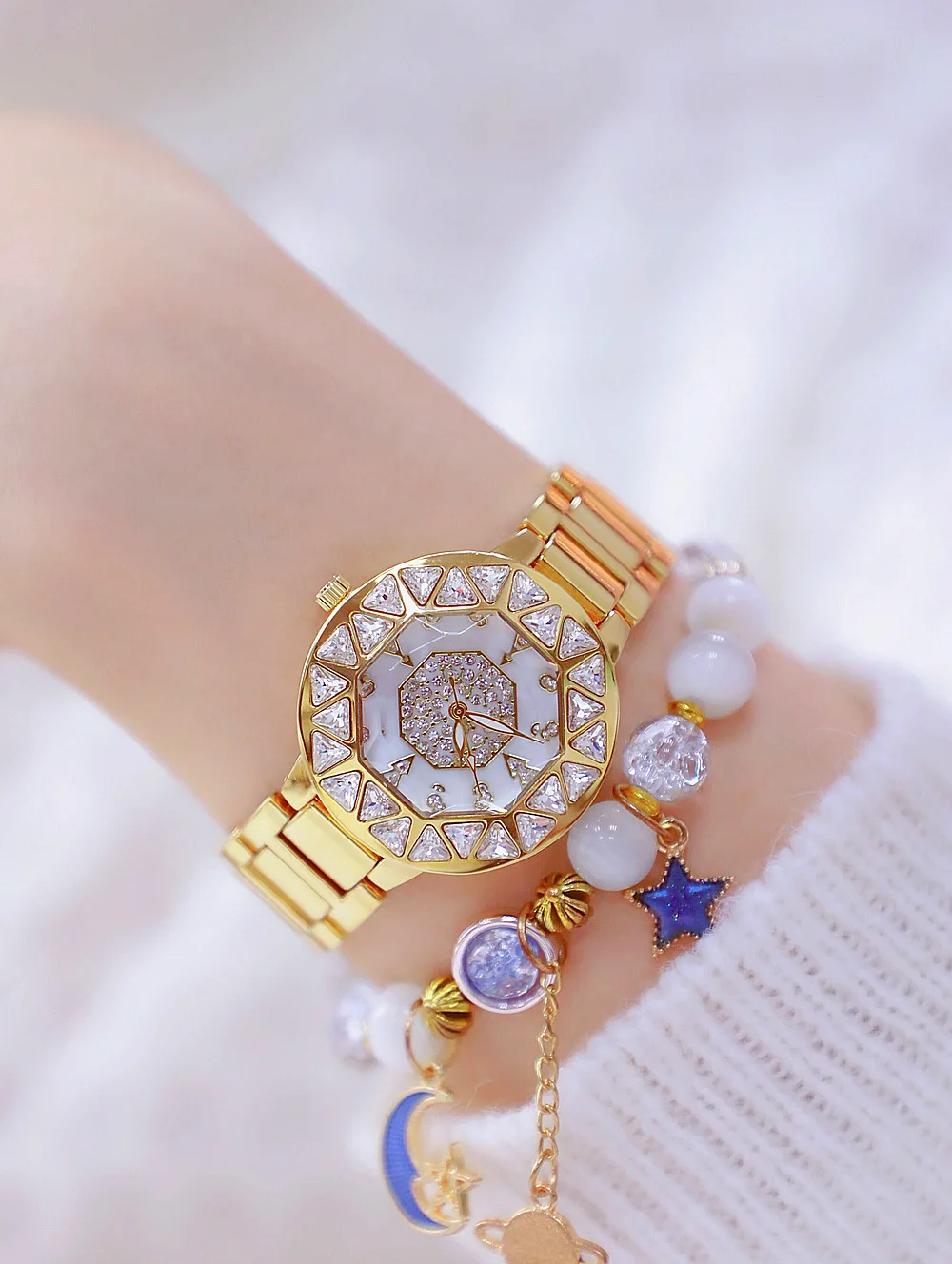 10164928136_381868954