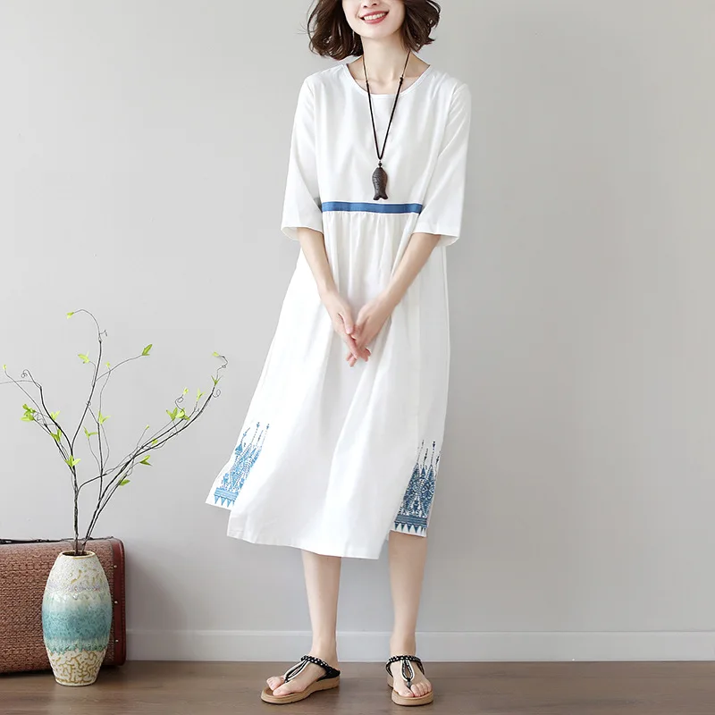 

2019 Spring And Summer New Style Large Size Dress National Wind Embroidered Contrast Color Joint Cotton Linen Z Half-sleeve Shir