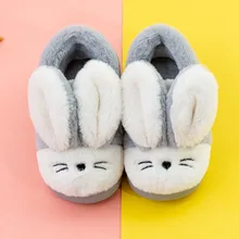 Criança infantil crianças dos desenhos animados do bebê coelho quente antiderrapante piso casa chinelos sapatos do bebê sloffen recém nascido menino zapatos bebe invierno(China)