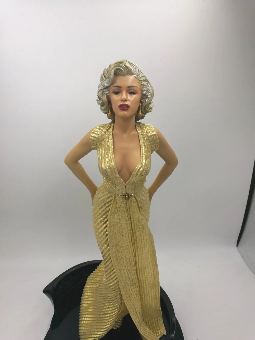 7″ Cake Topper Marilyn Monroe Gentlemen Prefer Blondes Figure Statue Doll Model