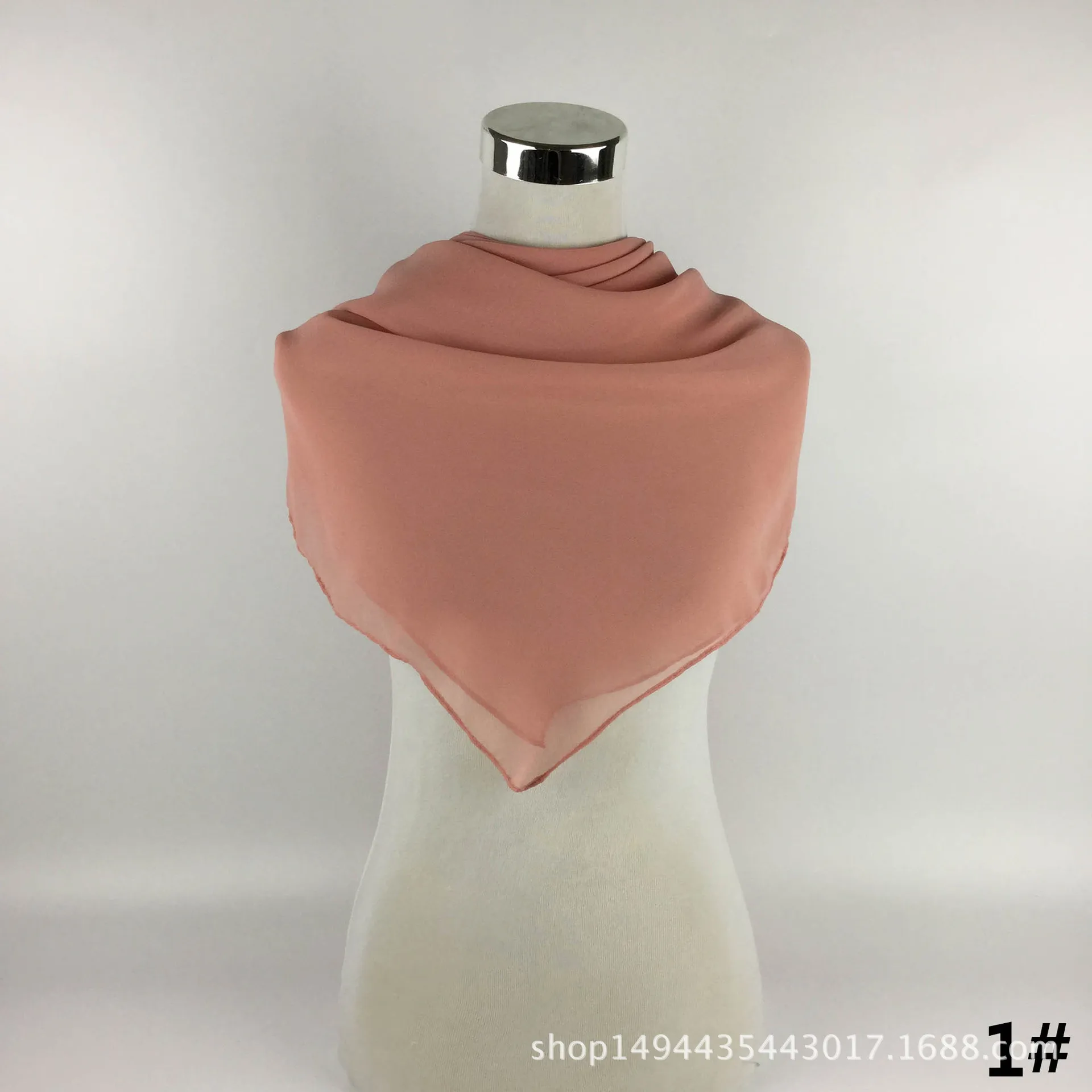 

Manufacturers Direct Selling 2017 Spring And Autumn Hot Selling Ultra Large Chiffon Kerchief 150X150 Solid Color Silk Scarves Sh