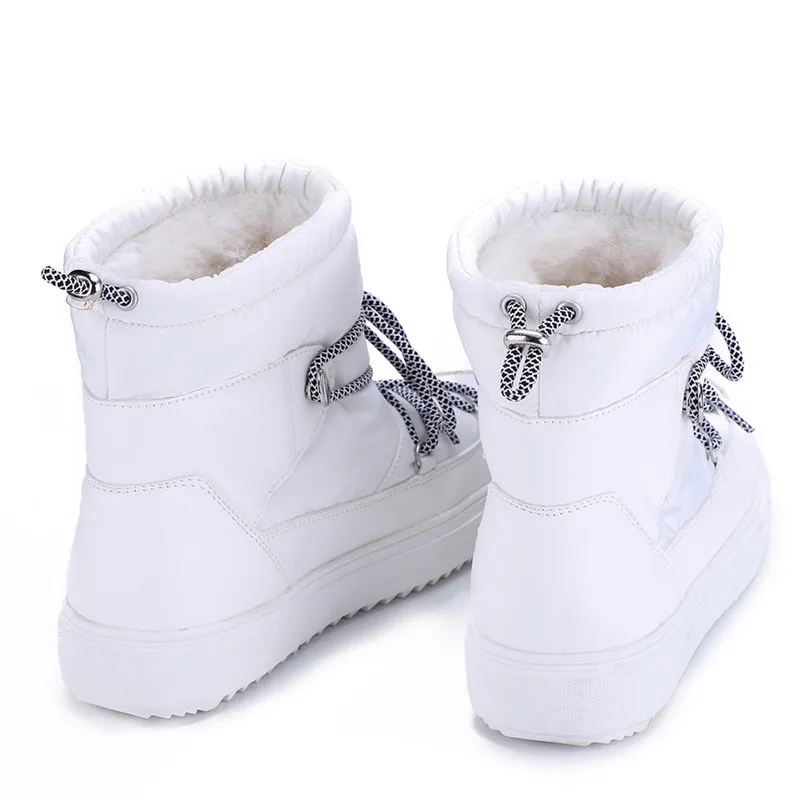 Зимние ботинки; женские зимние ботинки; Теплая обувь на пуху; обувь на плоской платформе без застежки для девушек; цвет белый, черный; ботильоны на массивном каблуке