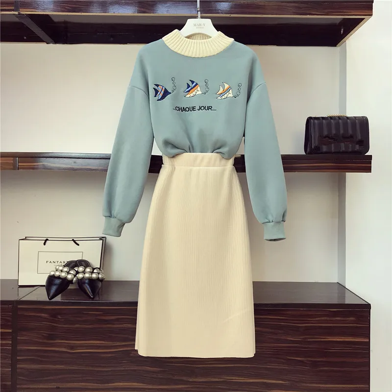 

Autumn New Sweatshirt Skirt Student Suits Fashion Women's Cartoon Fish Embroidery Letter Pullovers Tops +Solid Knitted Skirt Set