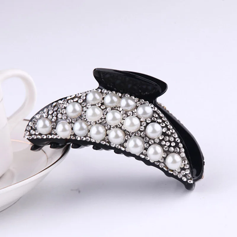 Black Fashion Women Butterfly Hair Clips Daily Use Hairpin Professional Hairdressing Salon Styling Tools Positioning Hair Clip - Цвет: 1 pcs