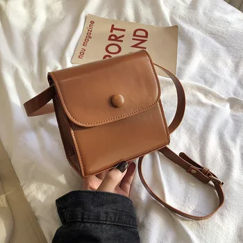 

2020 new female bag fashion tide style retro messenger wild small square bag version simple solid color large capacity shoulder