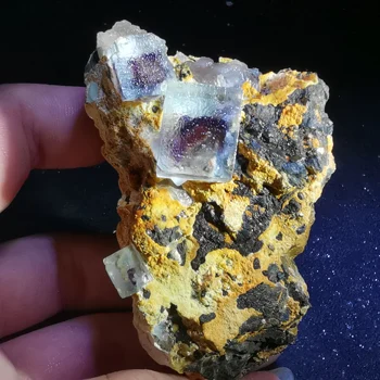 

162.8gNatural rare purple fluorite mineral specimen stone and CRYSTAL HEALING CRYSTAL QUARTZ GEM