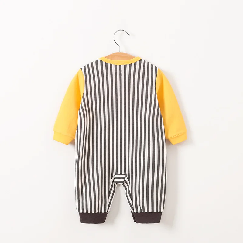 13016171757_1419602898