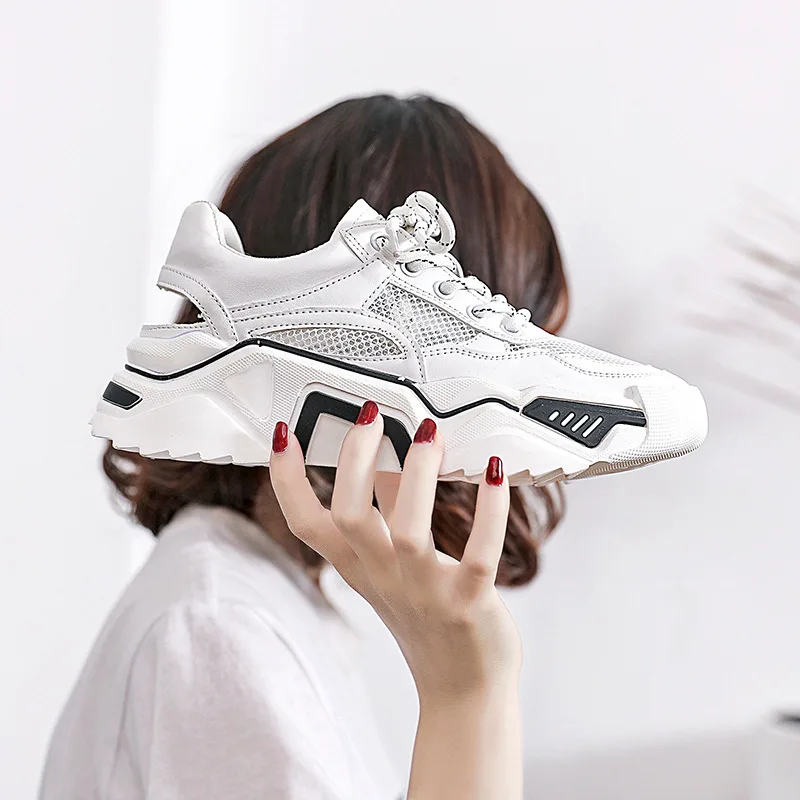 

Hollow out Punched Sheet Surface Cool Shoes 2019 Summer Retro Catwalk Models Online Celebrity Thick Bottomed Casual Lace-up Spor