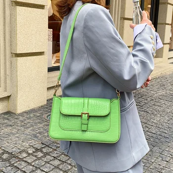 

Fashion solid leather crocodile pattern outer pocket design women's Shoulder Messenger Bag bags for women 2020 luxury bag